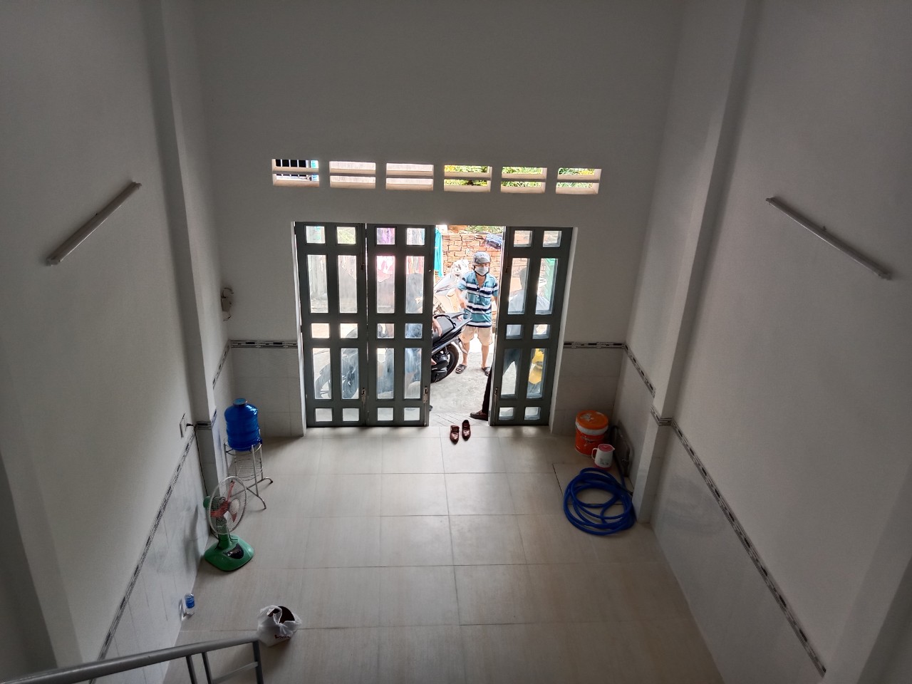 Nhà Trung Chánh Hóc Môn, 2 phòng ngủ, 2 toilet, hẻm xe hơi, giá rẻ